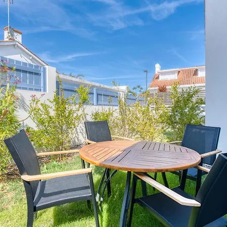 Cocon Bains De Steps From The Private Terrace Town Center 4p Saint-Gilles-Croix-de-Vie